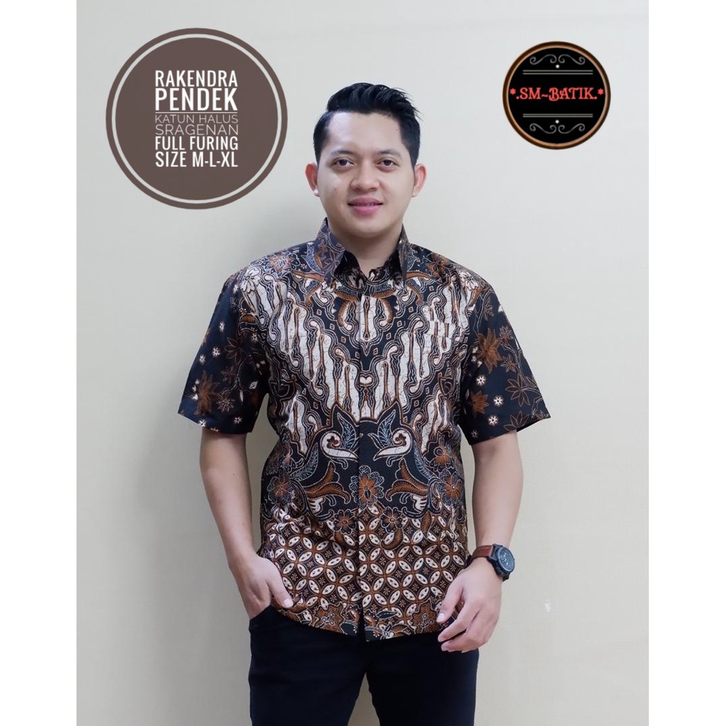 RAKENDRA SM BATIKSOLOAMANAH KEMEJA BAJU BATIK PRIA SOLO LENGAN PENDEK PANJANG LAPIS FURING ATASAN BATIK PREMIUM MODERN KATUN HALUS PEKSI WIBOWO LESMANA HITAM PARANG TRUNTUM COKLAT PANJI LESMONO ADIWANGSA GOLD PERMANA MERAH ASWANGGA 6 PARANG DIRGA GODONG