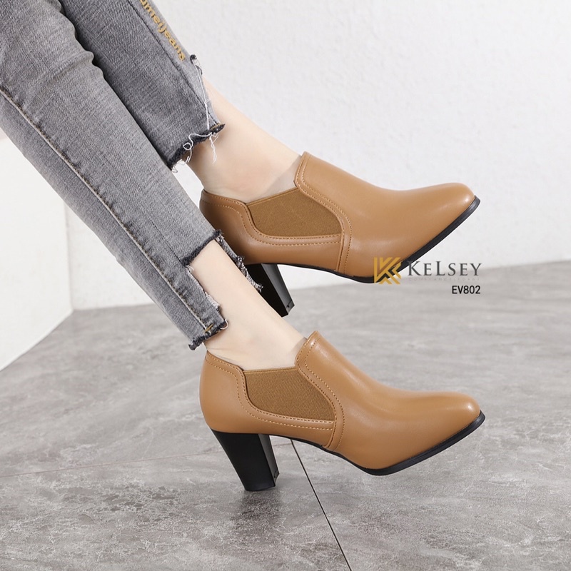 Kelsey Sepatu Boots Hak Tinggi 5cm Wanita EV802