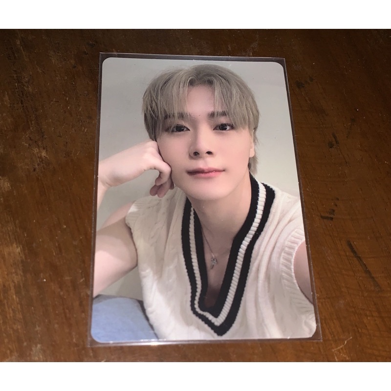 Moonbin Photocard Template