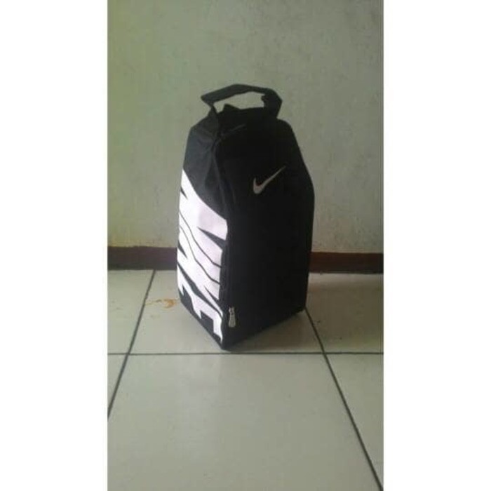 Tas Sepatu Futsal Nike