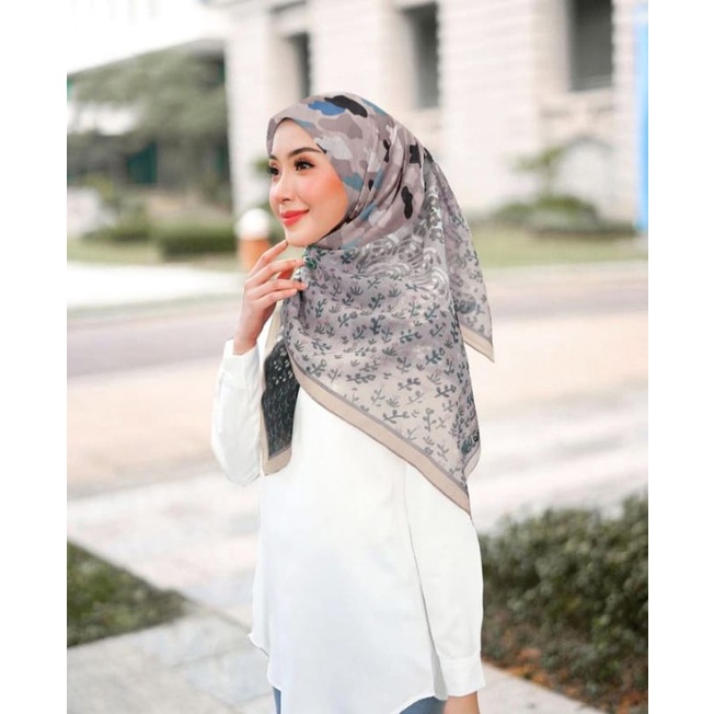PROMO / YUNASAA CREAM / JILBAB VOAL PREMIUM / GROSIR HIJAB / HIJAB SEGI EMPAT / VOAL MOTIF PREMIUM /