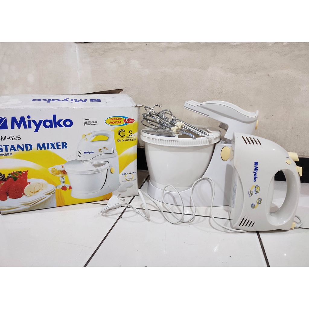 Stand Mixer Merek Miyako seri sm 625 bekas