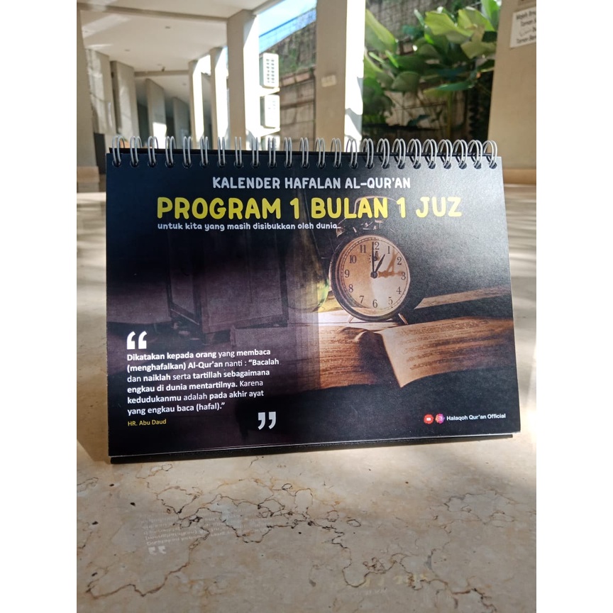 

KALENDER MEJA/KALENDER TARGET HAFALAN 30 JUZ SELESAI 30 BULAN MUTQIN