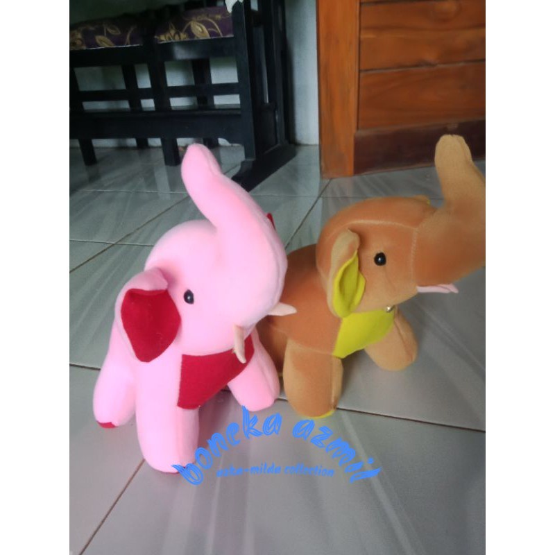 Boneka gajah size m ukuran 35 cm