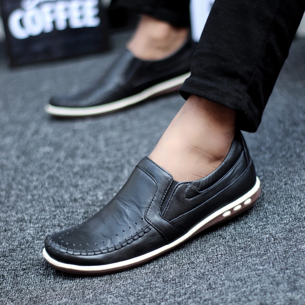 Abraham Parker - Sepatu Kulit Pria Casual Slip On Kerja Kantor Hitam