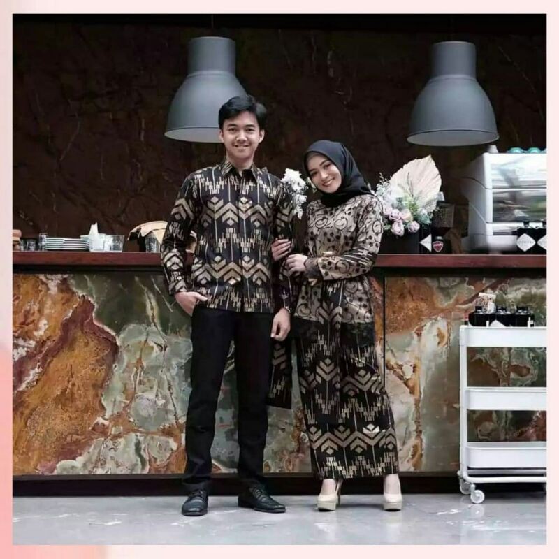 Batik Couple Kebaya Hitam Modern, Kebaya Tunangan Lamaran, Kebaya Brokat, Kebaya Wisuda