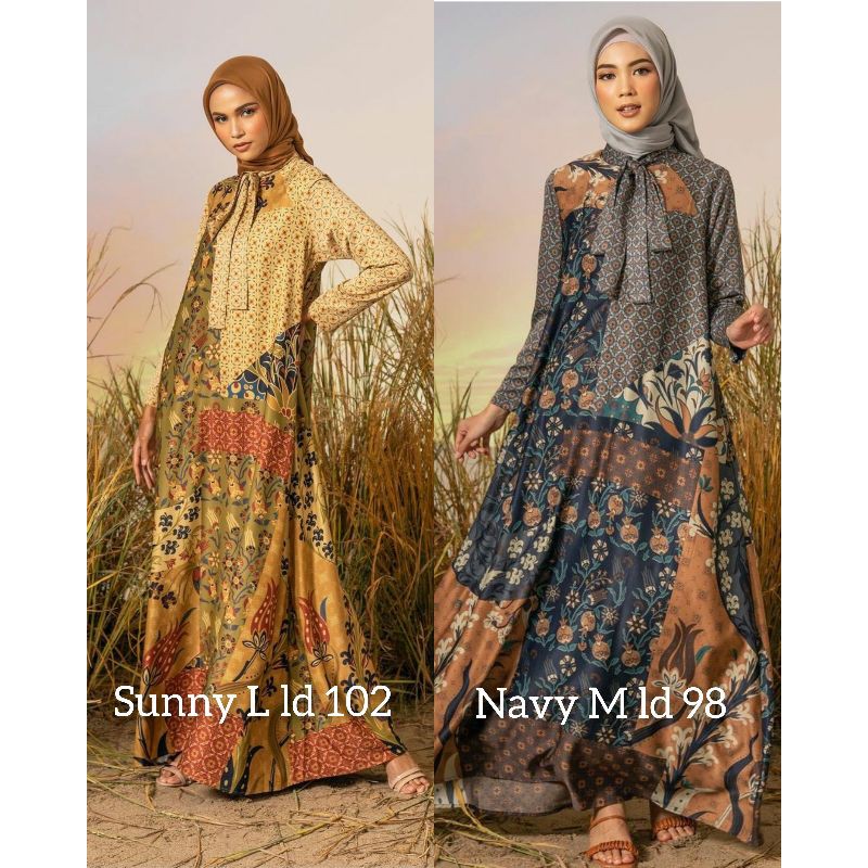 OTTOMAN dress M by heaven lights