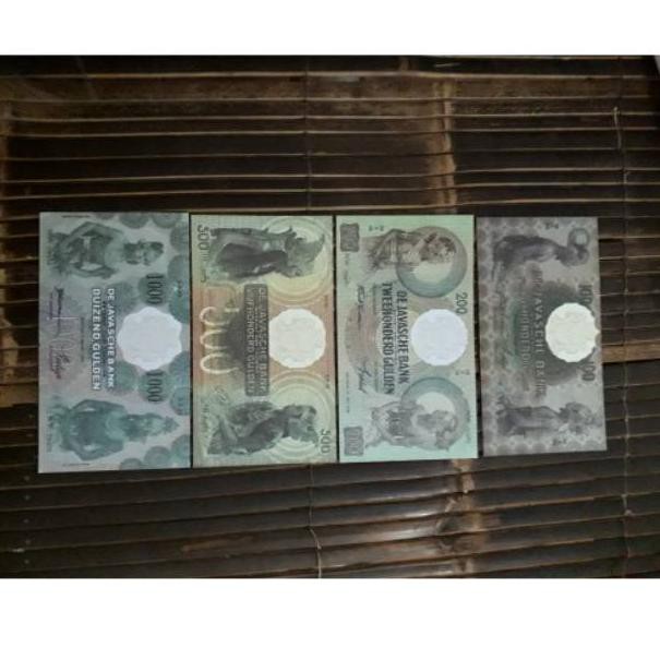 ,.,.,.. Uang set kuno 100 sampai 1000 gulden repro [akhir]