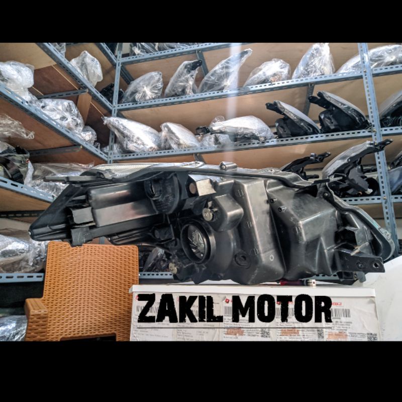 Headlamp lampu depan Ertiga SGP original