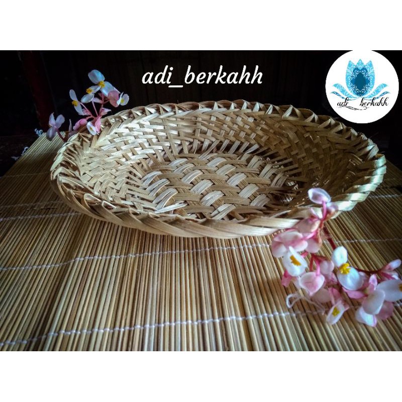 anyaman piring bambu