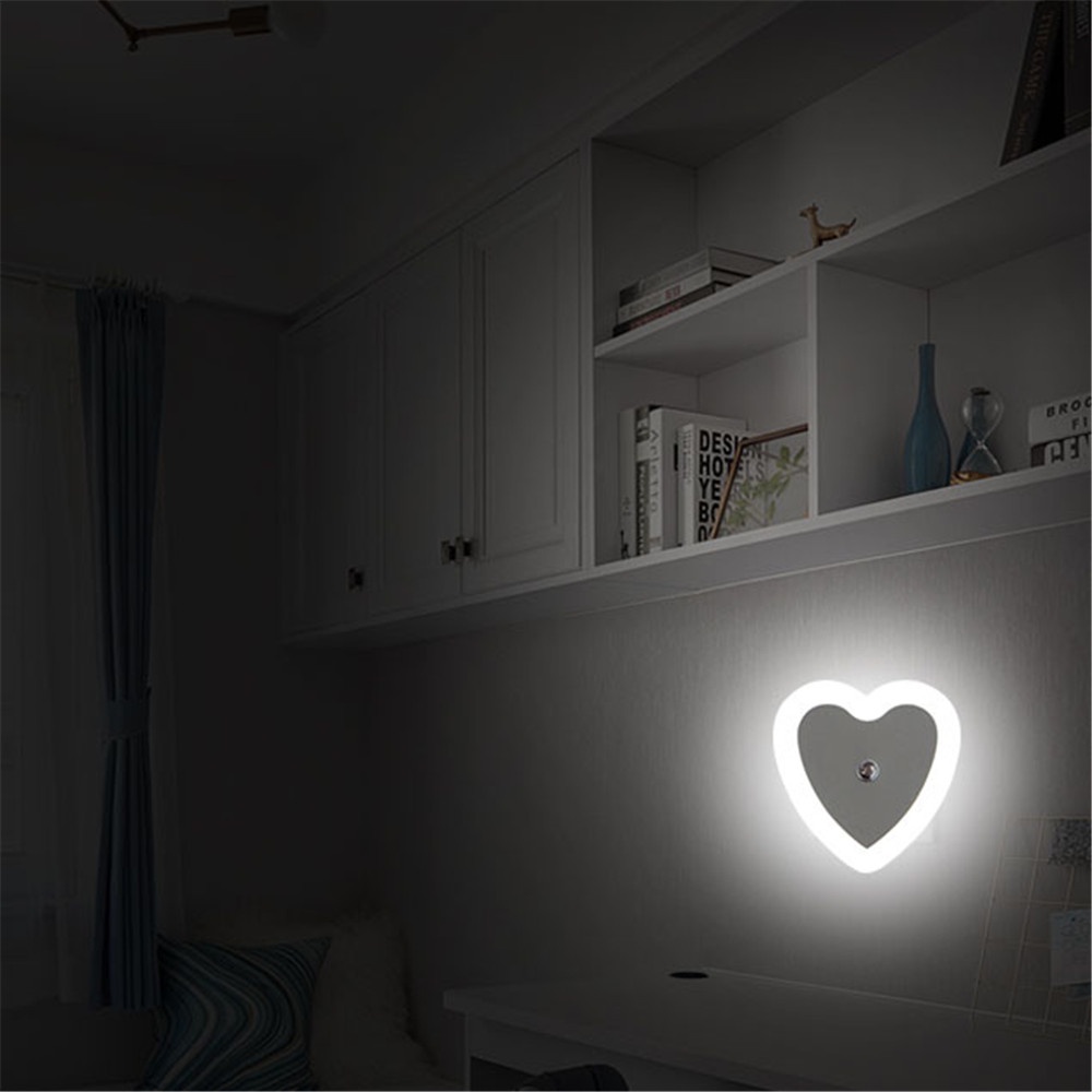 Love LED Intelligent Control Induction Heart-shaped Night Light