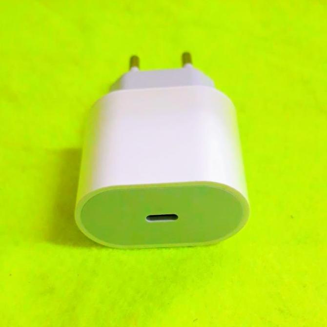 ADAPTOR CHARGER IPHONE TYPE C 11 PRO/11 PRO MAX / 12 FAST CHARGING 20W