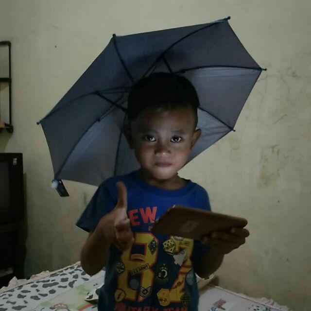 Payung Topi Kepala Diameter 50cm Bisa Dilipat Dan Disesuaikan Anti Matahari/hujan Outdoor Kekinian