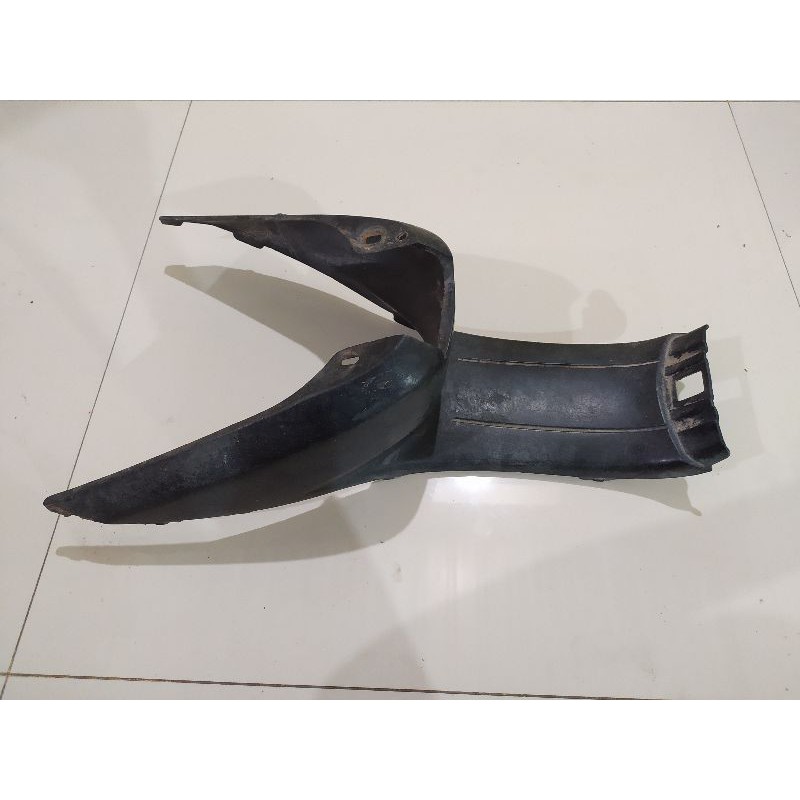 cover body tengah yamaha f1zr body kasar yamaha f1zr cover bawah tangki f1zr