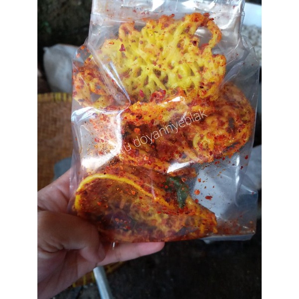 

sebring pukmi,krupuk mie bandung.100 gram