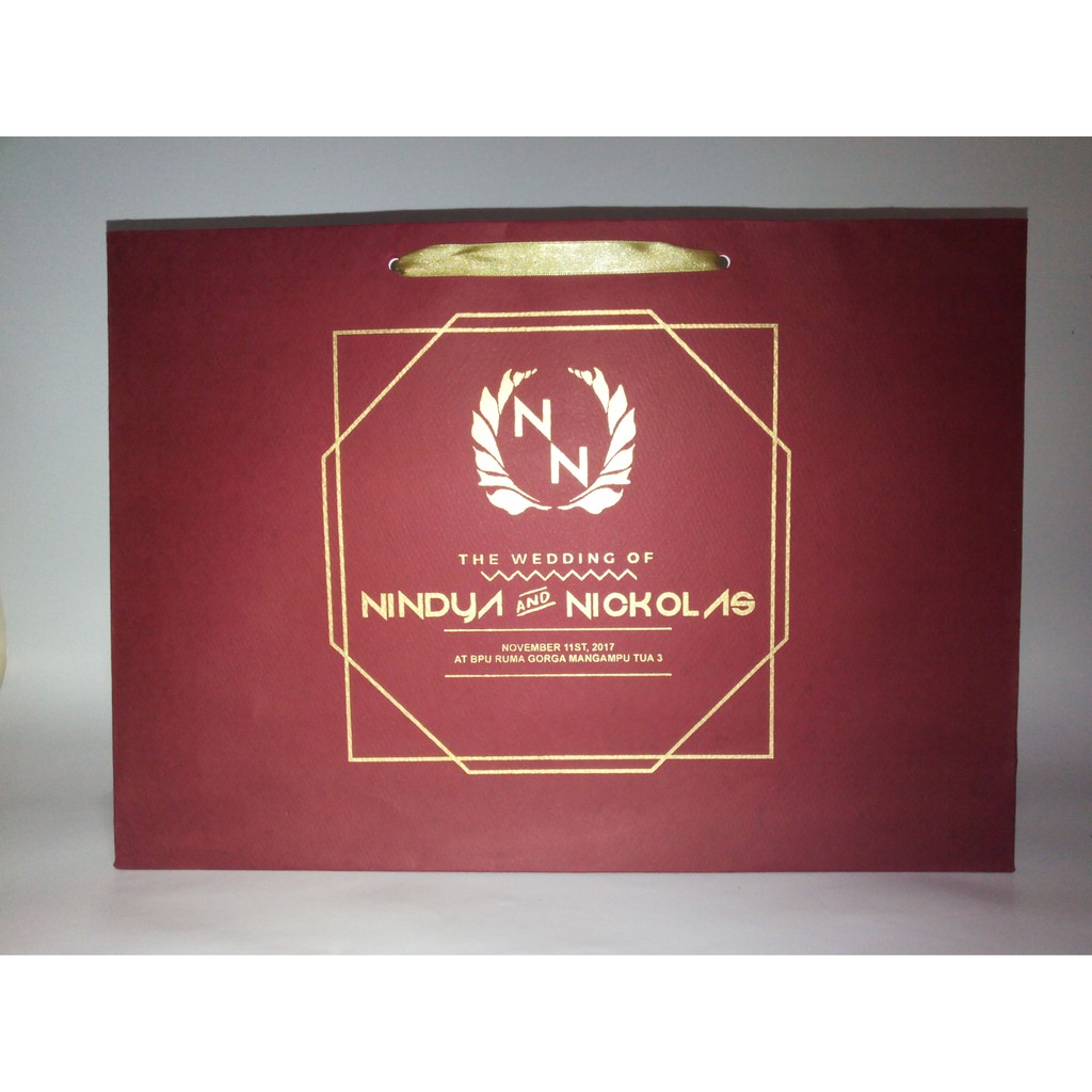 

paperbag sablon P40xL10xT30 cm , paperbag merah marun, tas kertas , paperbag wedding, paperbag butik