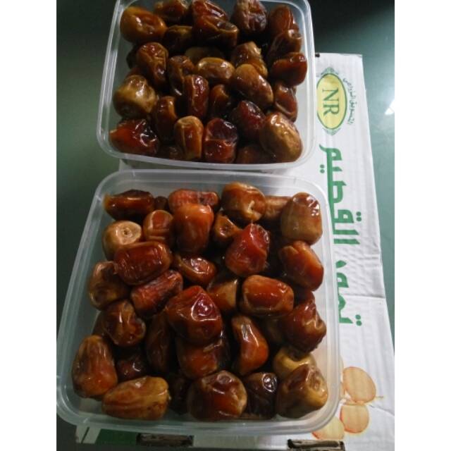 

Kurma lembut Sukkari Saudi