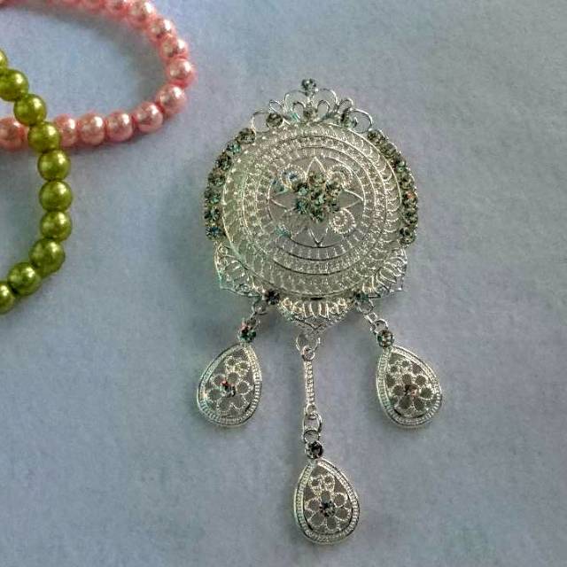 Bros Besar aksen Silver