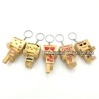 Souvenir Gantungan Kunci Danbo dari Kayu Cantik Unik Souvenir Gantungan Kunci Danbo dari Kayu Cantik Unik