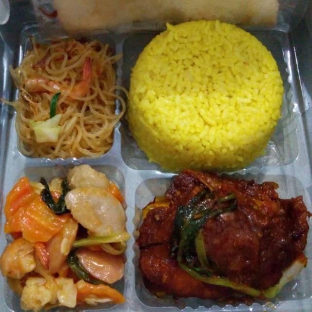 

Nasi Kuning