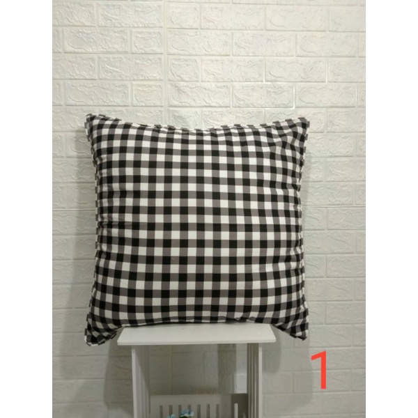 Sarung bantal 70x70cm