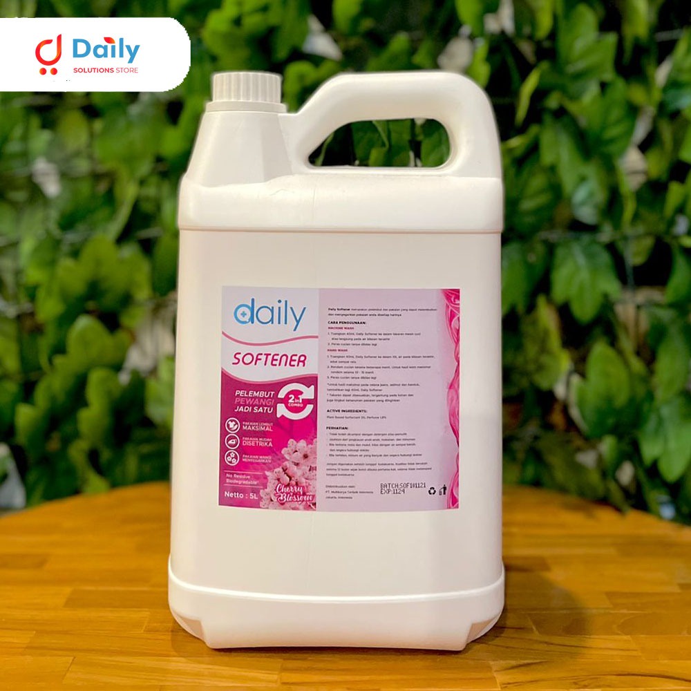 SOFTENER 2IN1 PEWANGI DAN PELEMBUT PAKAIAN 5 LITER DAILY SOFTENER