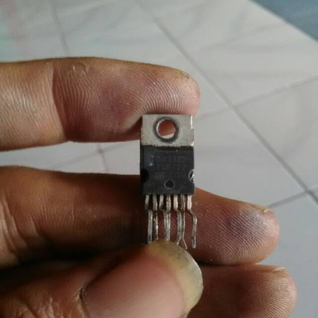 Ic vertikal cabutan seri stv,tda pengganti la78040