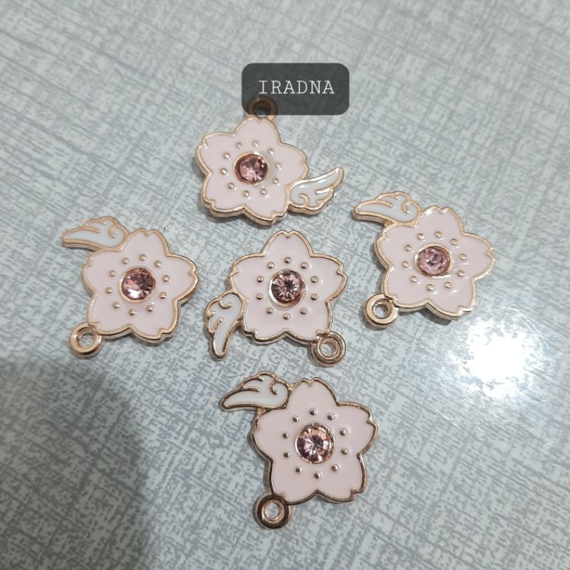 Charm Bandul Liontin Kalung Gelang Bunga Sakura Wing Bahan Craft DIY Aksesoris