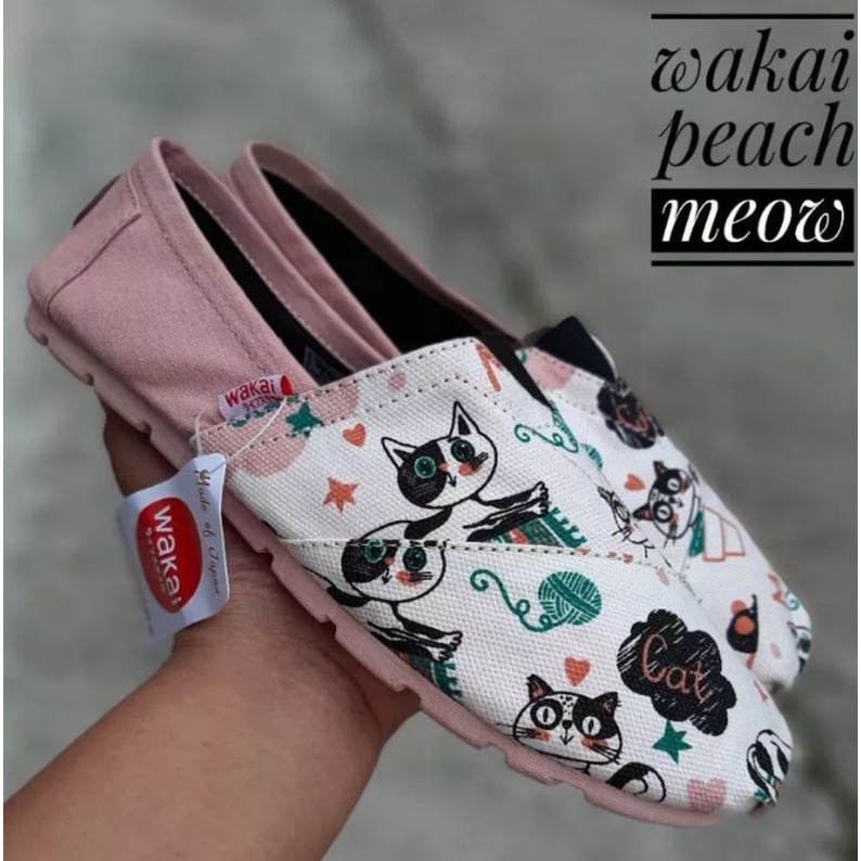 slip on wakai peach maong