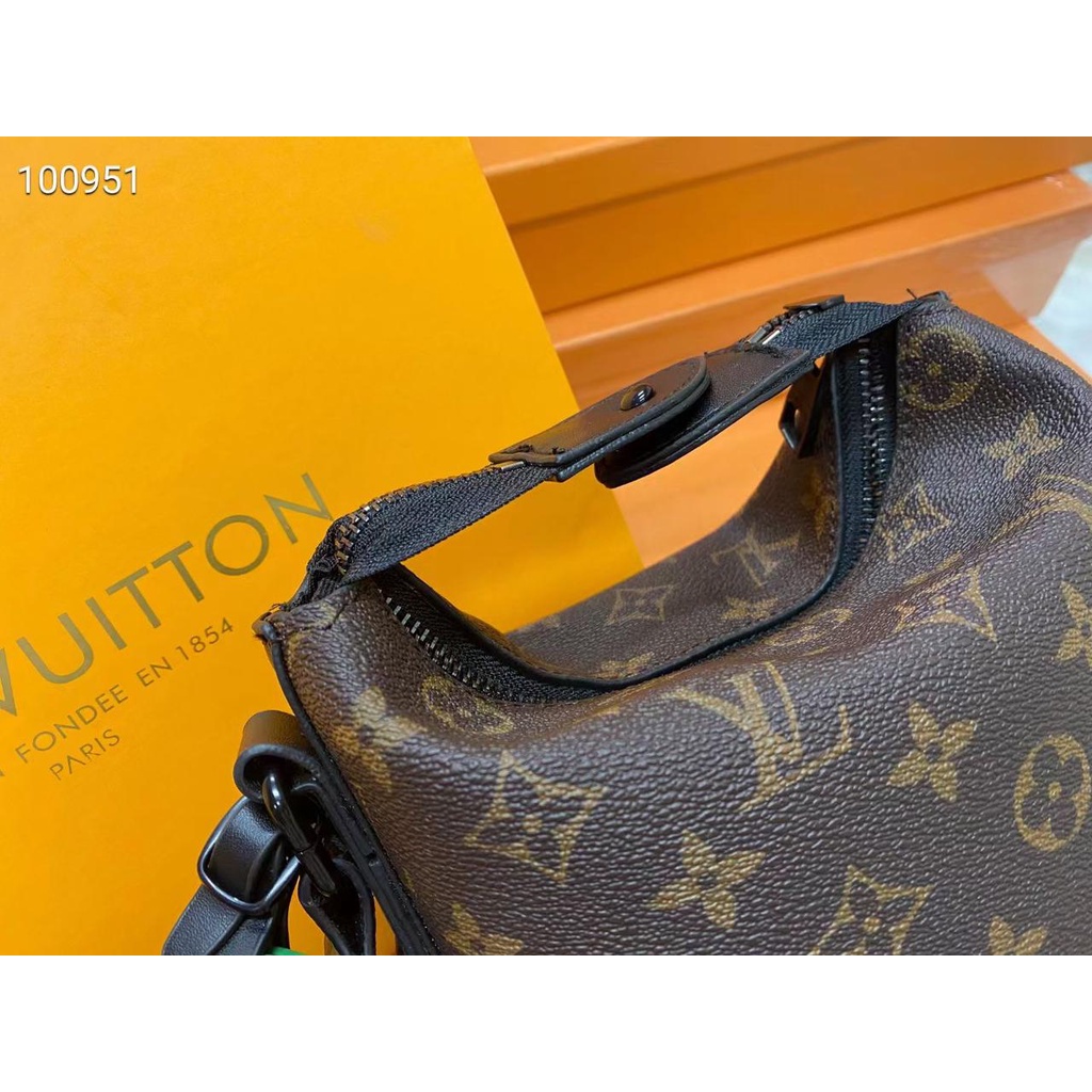 L¤uis Vuitton Cruiser Messenger 326 (Free BubbleWrap+Ada No Seri)