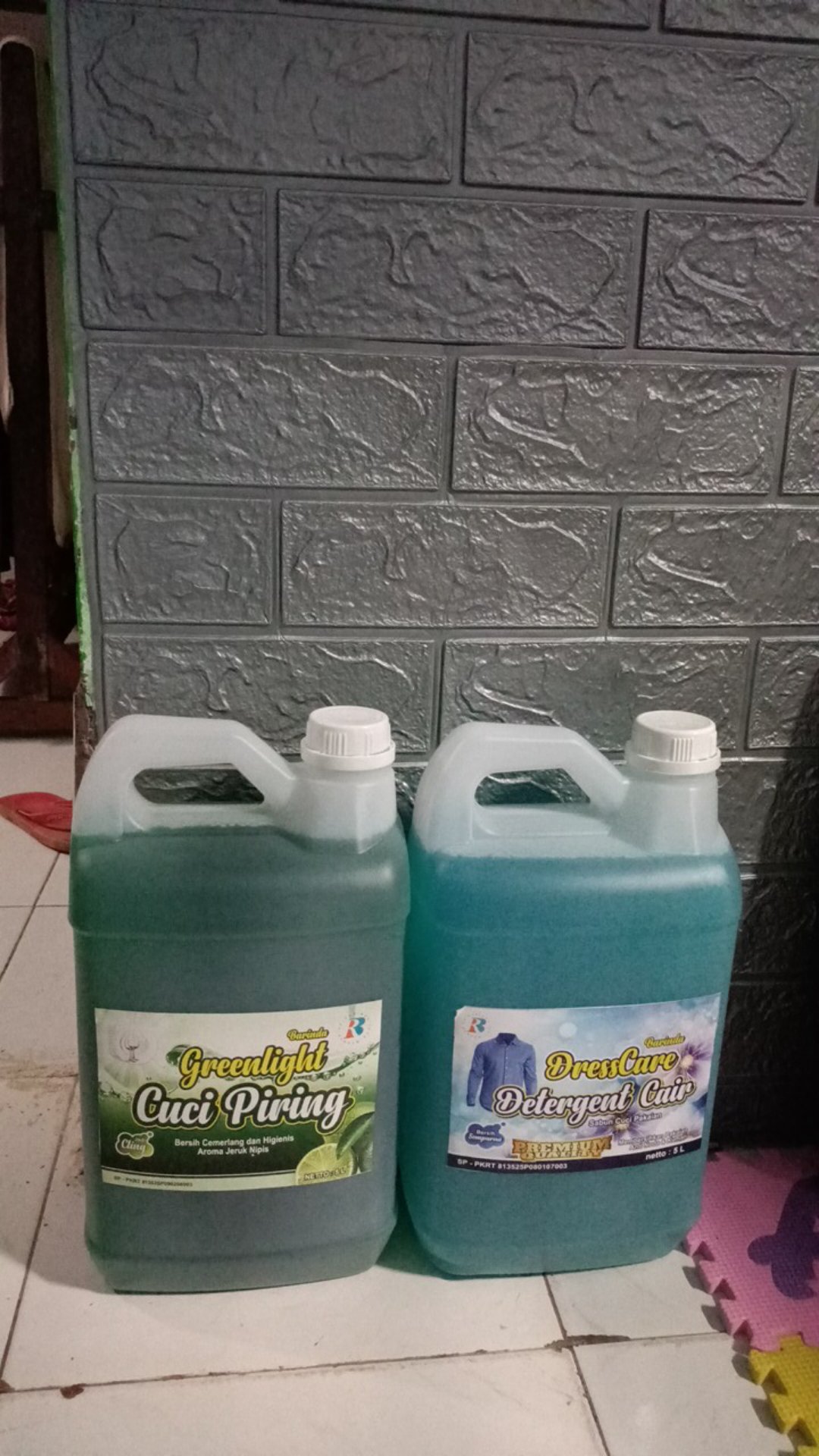 Sabun Cuci Piring Greenlight 5liter Kental Aroma Jeruk Nipis 5000ml