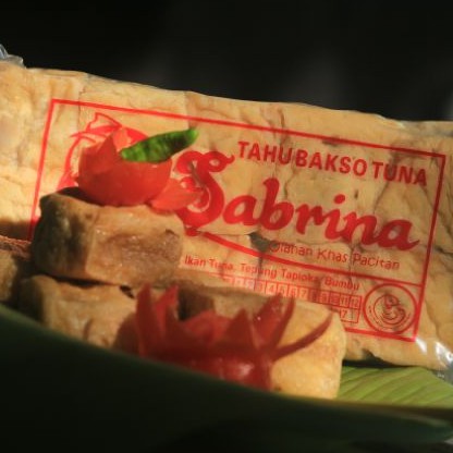 

TAHU TUNA SABRINA ASLI PACITAN MURAH (isi 10 Pcs)