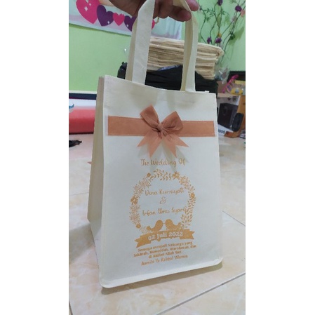

tas souvenir tinta gold uk.box18x18