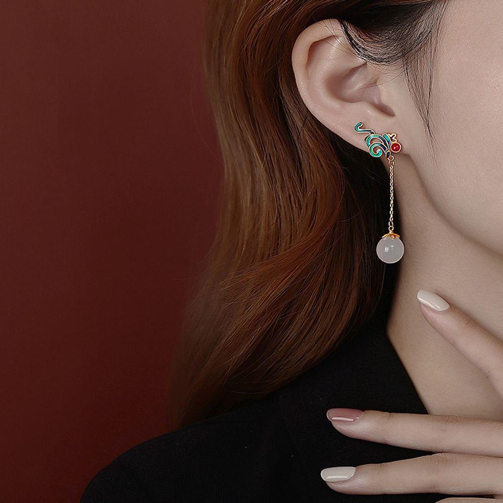 Mxbeauty Anting Wanita Cheongsam Perhiasan Elegan Fashion Geometri Merah Kuno Bulat Gaya Cina Perhiasan Panjang Menjuntai Anting Gaya Cina Ear Drop