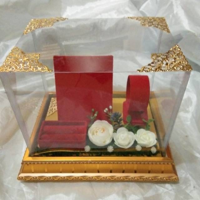 Tempat perhiasan cincin gelang kalung kotak hantaran seserahan