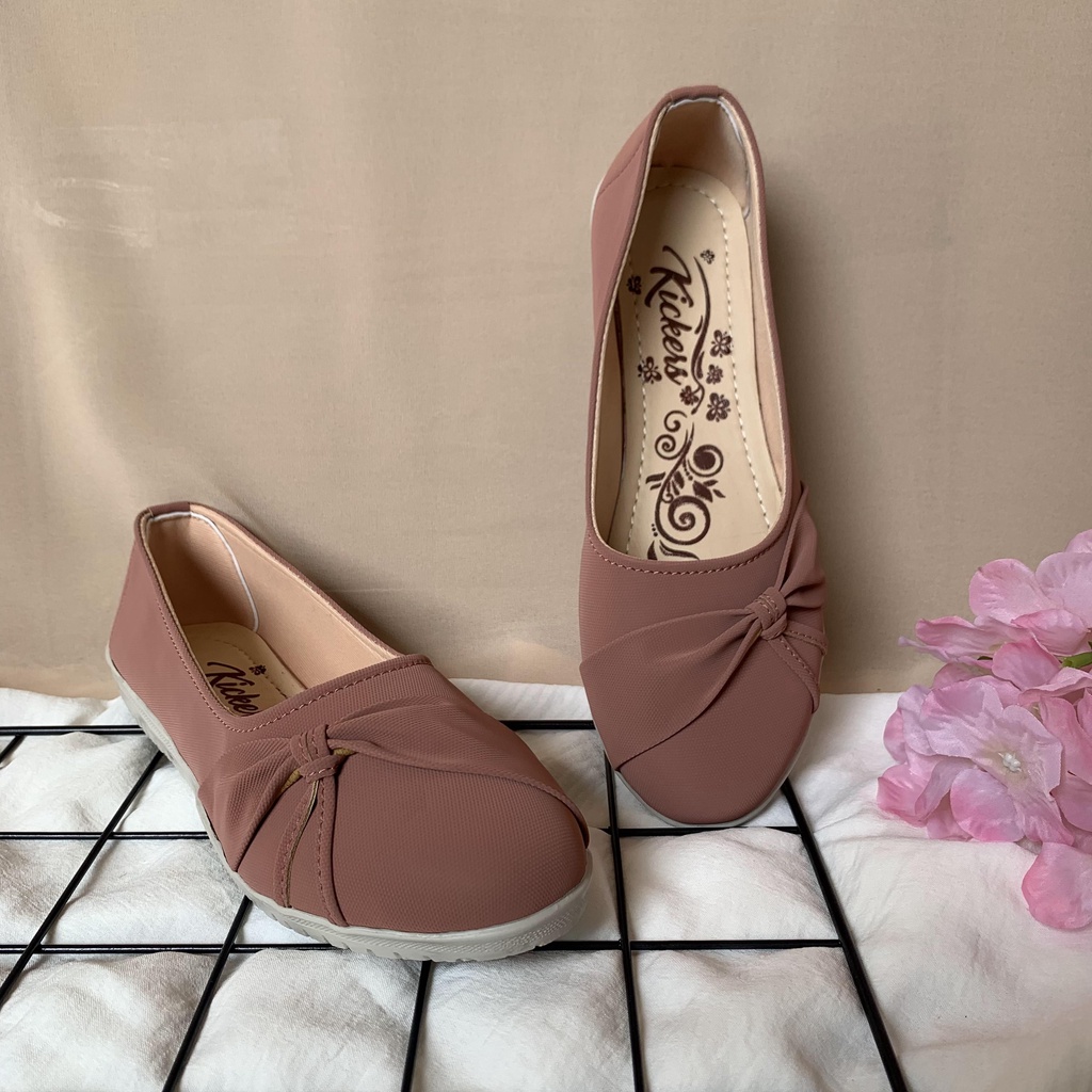 Flatshoes slip on wanita variasi tali pita samping bahan kanvas polos hitam casual sepatu kantor korean style BL PITA SAMPING 3