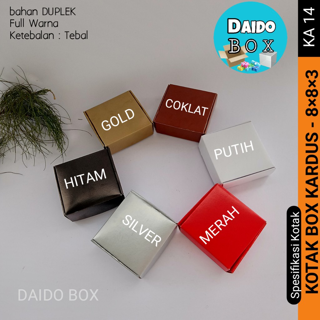 

ISI 36 BIJI Kotak Kado Murah 8x8 Ka14 | Kardus Gift Box Dus Souvenir Aksesoris - Putih