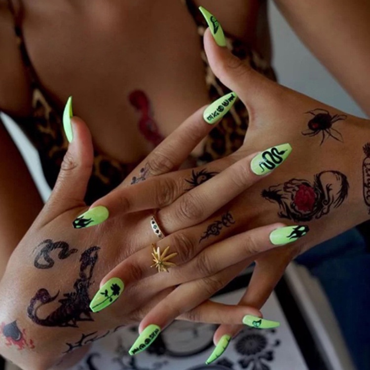 24pcs Kuku Palsu Panjang Dengan 24 stickers-1122 D112 D