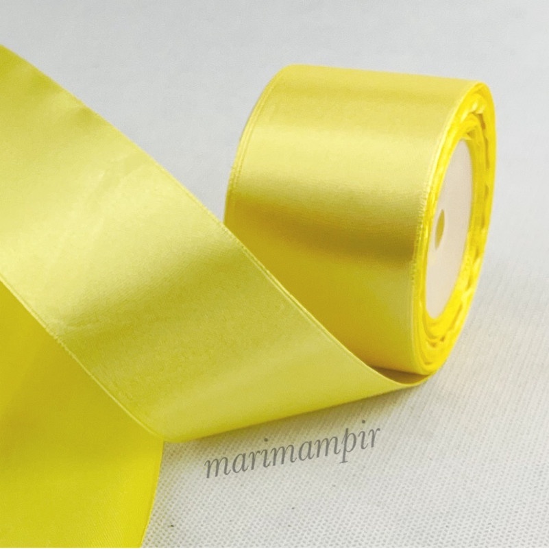 

PITA SATIN KAIN 2 INCI / 5 CM WARNA KUNING MUDA #015