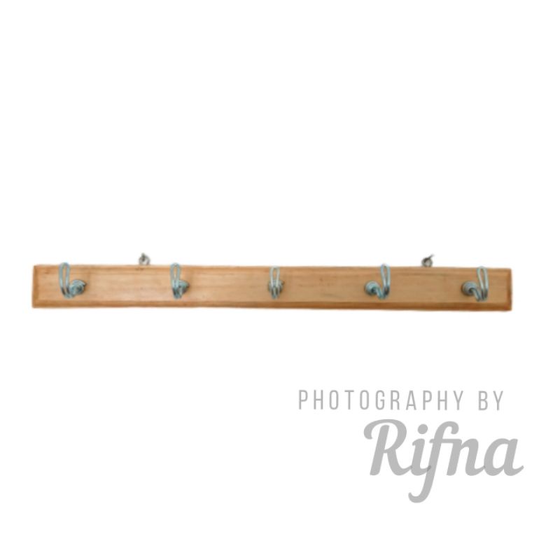 Capstok gantungan baju kayu 5 cantelan