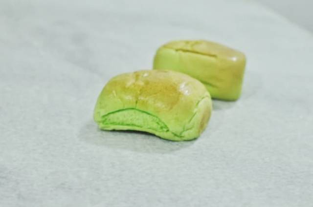 

RB22 Roti kadet Pandan isi 12 pcs