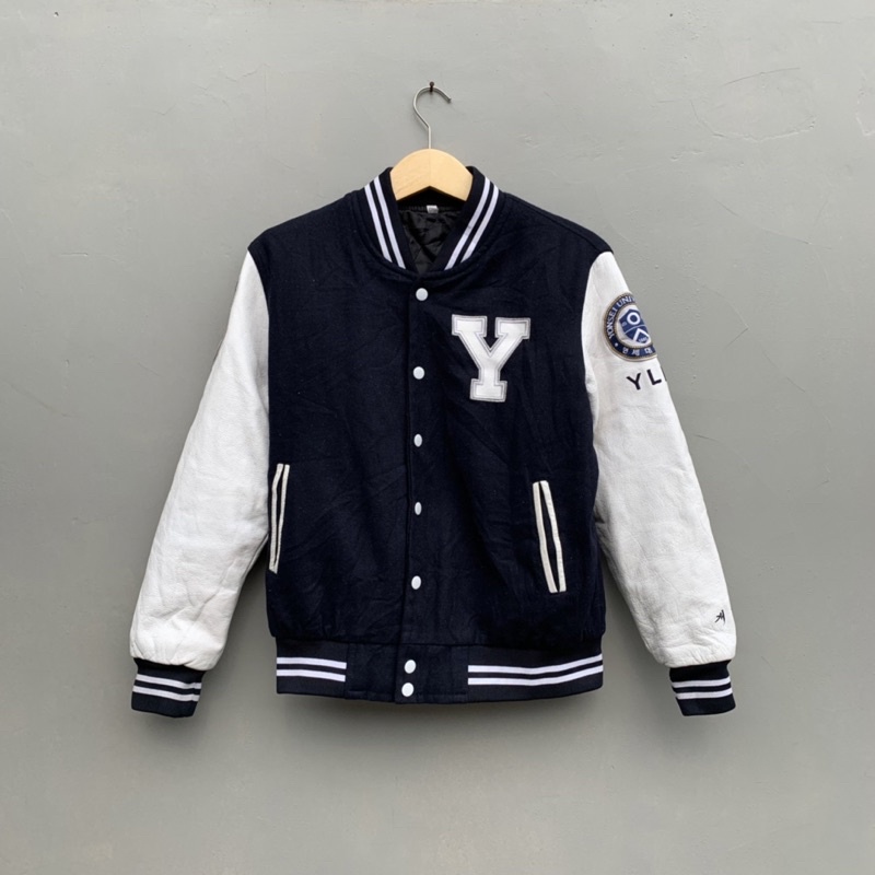 Varsity Leather Univ. Yonsei (Black)