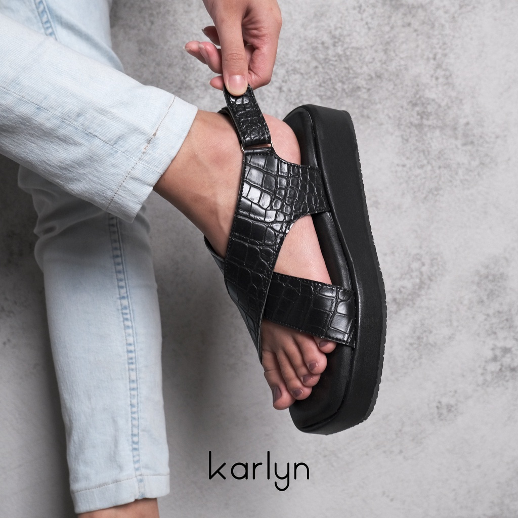 Karlyn Rebeca Platform Sandal