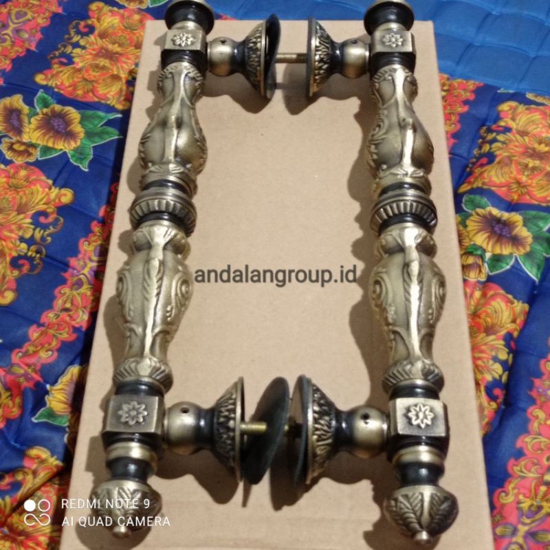 Kerajinan - handle pintu kuningan baut tembus antik klasik unik