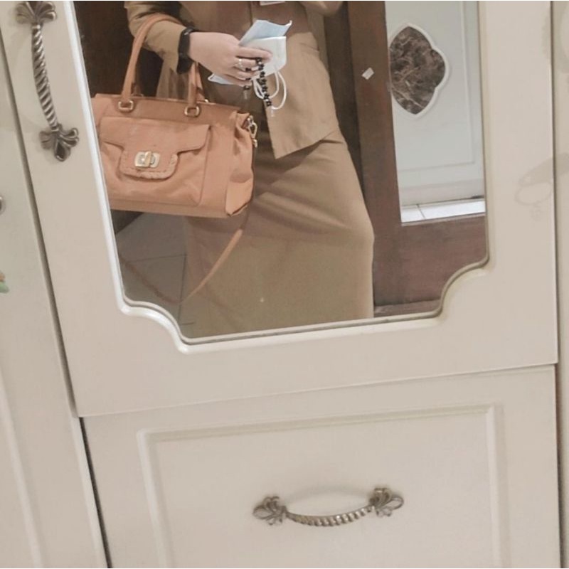 preloved tas kulit asli / tas nina ricci