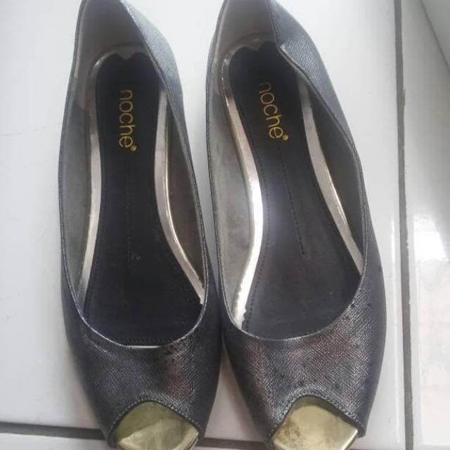 Flat shoes Noche size 37 lengkap box