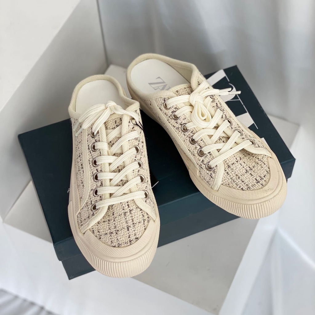 Sneakers Wanita ZARA