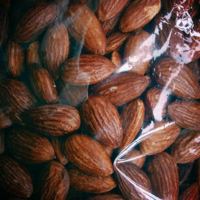 

Almond matang gurih 1kg #jastipjeddah