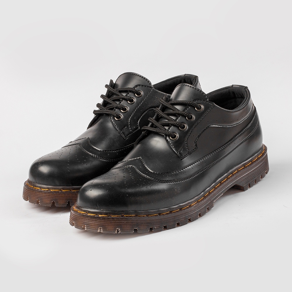 MOZA BLACK |ManNeedMe x NAZ| Sepatu Pantofel Pria Low Boots Docmart Formal Shoes ORIGINAL