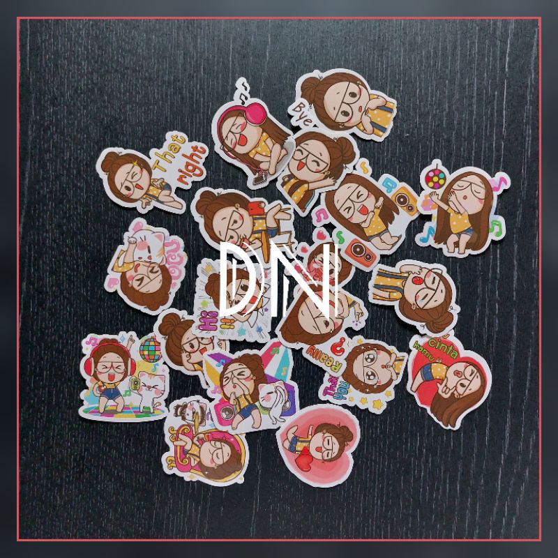

isi 19 pcs sticker kertas glossy karakter cewek kekinian sticker glossy karakter line
